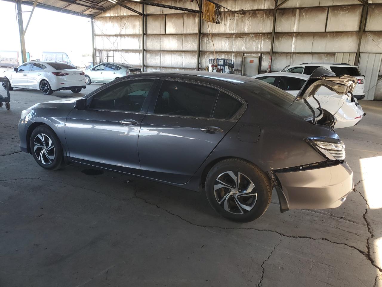 Photo 1 VIN: 1HGCR2F37GA153657 - HONDA ACCORD 