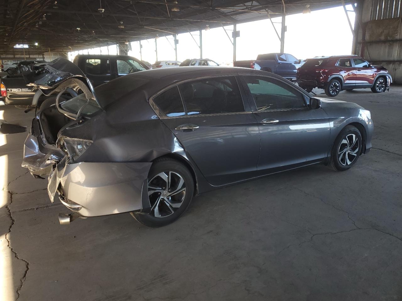 Photo 2 VIN: 1HGCR2F37GA153657 - HONDA ACCORD 