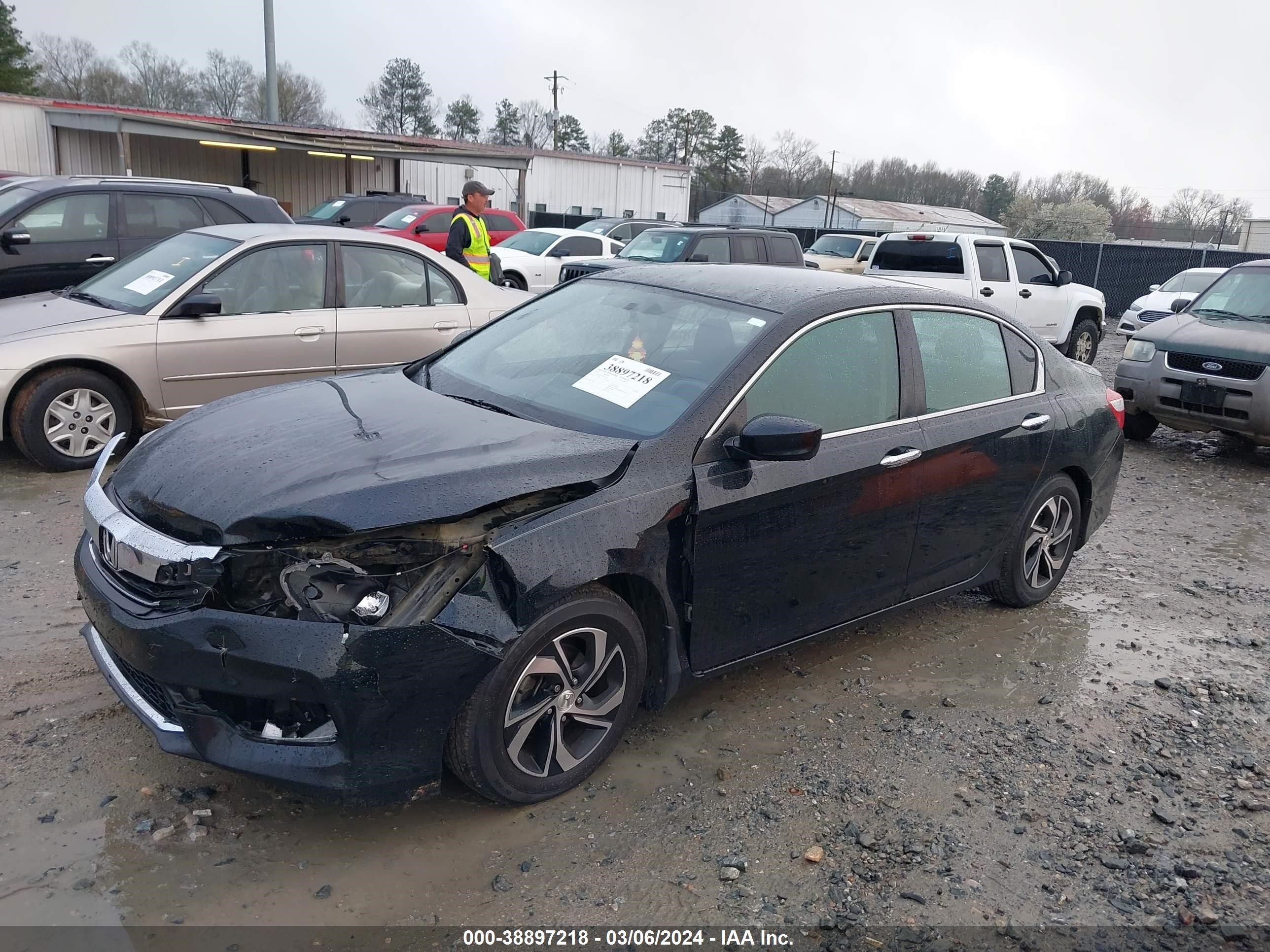 Photo 1 VIN: 1HGCR2F37GA167509 - HONDA ACCORD 