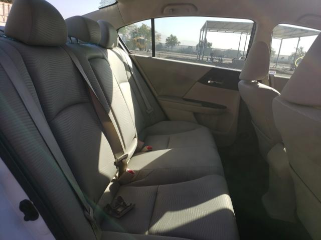 Photo 5 VIN: 1HGCR2F37GA209001 - HONDA ACCORD LX 