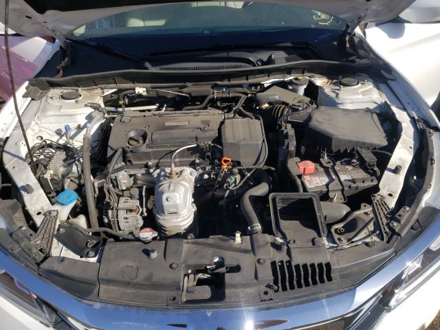 Photo 6 VIN: 1HGCR2F37GA209001 - HONDA ACCORD LX 