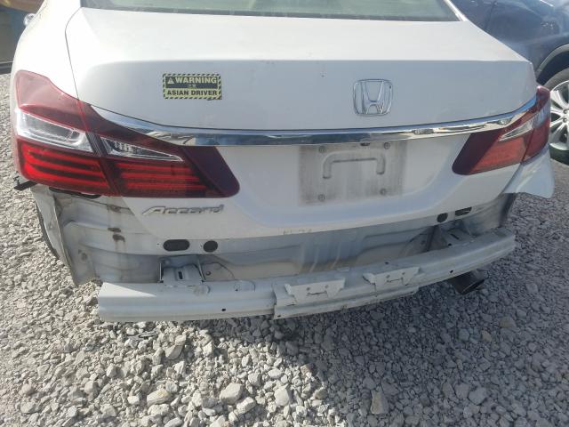 Photo 8 VIN: 1HGCR2F37GA246422 - HONDA ACCORD LX 