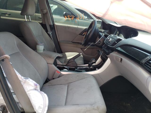 Photo 4 VIN: 1HGCR2F37HA005431 - HONDA ACCORD LX 