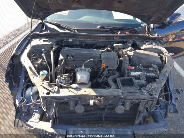 Photo 9 VIN: 1HGCR2F37HA022570 - HONDA ACCORD SEDAN 