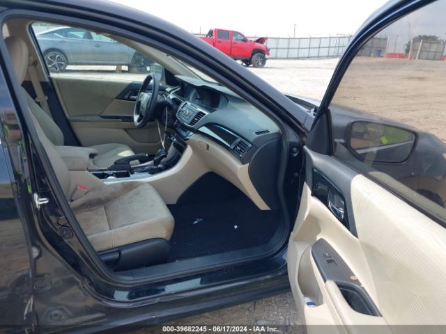 Photo 4 VIN: 1HGCR2F37HA098936 - HONDA ACCORD 