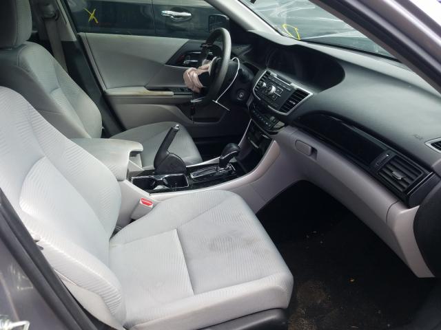 Photo 4 VIN: 1HGCR2F37HA103620 - HONDA ACCORD LX 