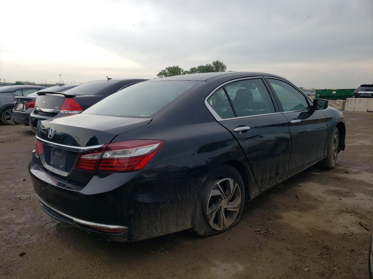 Photo 2 VIN: 1HGCR2F37HA110311 - HONDA ACCORD 