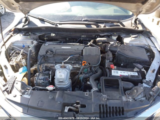 Photo 9 VIN: 1HGCR2F37HA148847 - HONDA ACCORD 