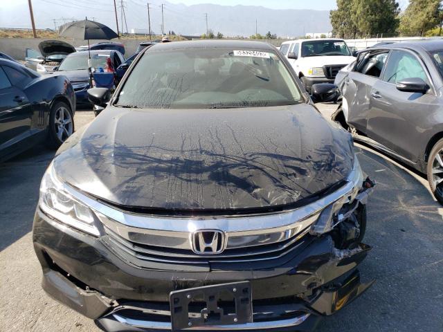 Photo 4 VIN: 1HGCR2F37HA150789 - HONDA ACCORD LX 