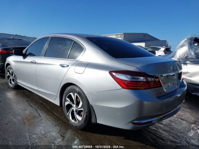 Photo 2 VIN: 1HGCR2F37HA162120 - HONDA ACCORD 