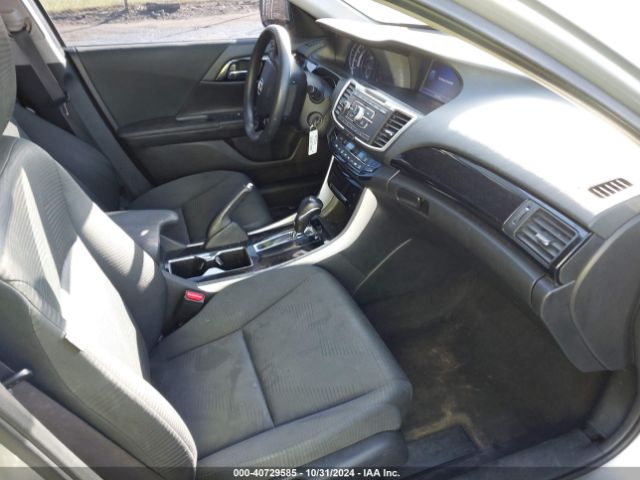 Photo 4 VIN: 1HGCR2F37HA162120 - HONDA ACCORD 