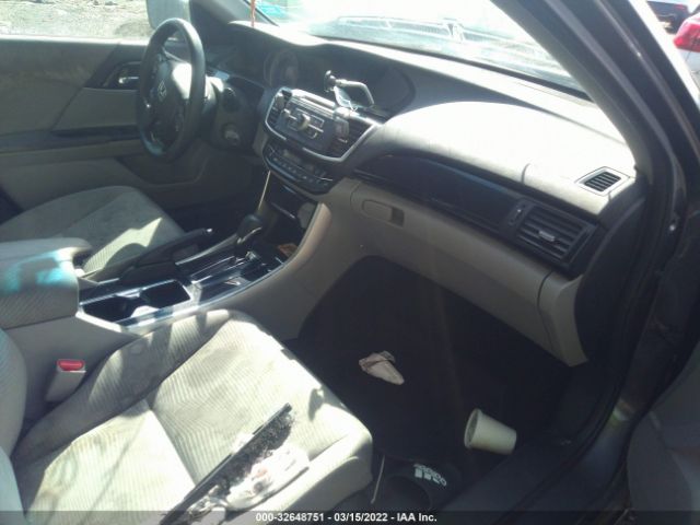 Photo 4 VIN: 1HGCR2F37HA165731 - HONDA ACCORD SEDAN 