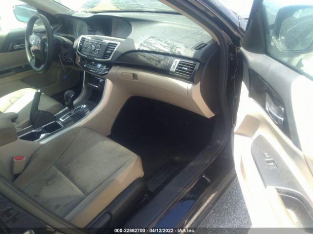 Photo 4 VIN: 1HGCR2F37HA179600 - HONDA ACCORD SEDAN 