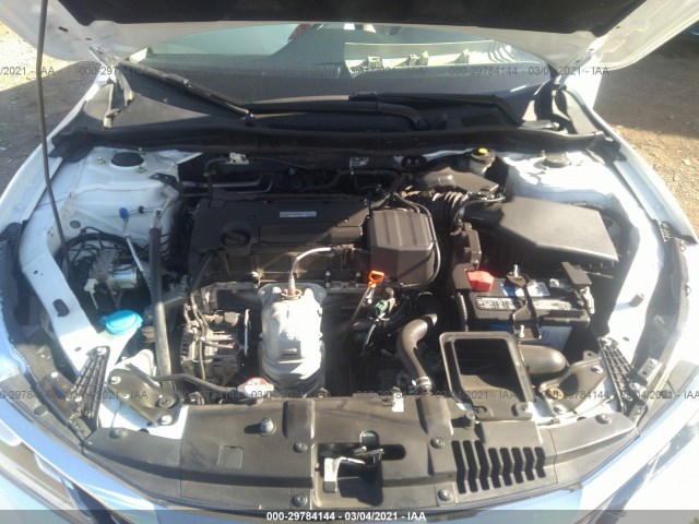 Photo 9 VIN: 1HGCR2F37HA215057 - HONDA ACCORD SEDAN 