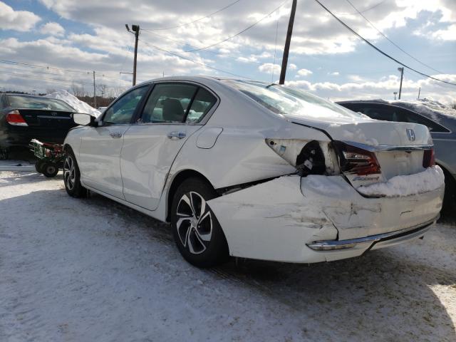 Photo 2 VIN: 1HGCR2F37HA221537 - HONDA ACCORD LX 