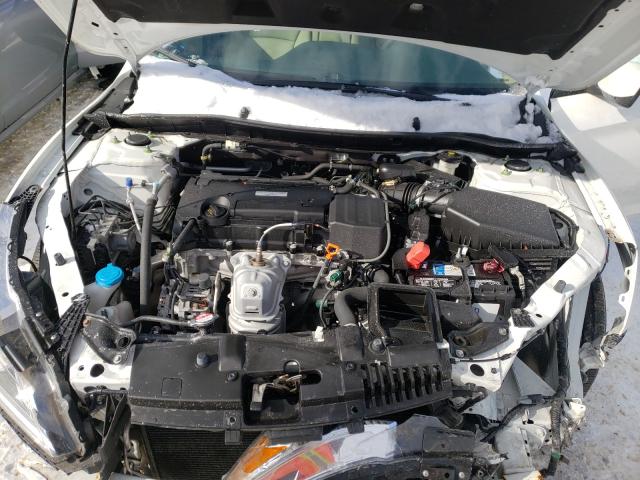 Photo 6 VIN: 1HGCR2F37HA221537 - HONDA ACCORD LX 