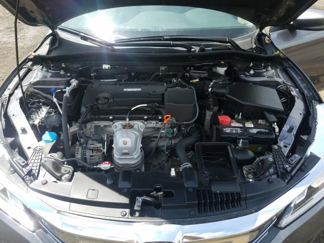 Photo 6 VIN: 1HGCR2F37HA251153 - HONDA ACCORD LX 