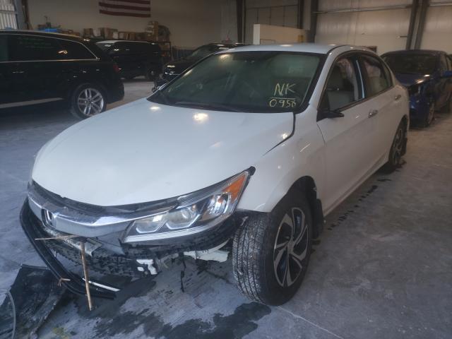 Photo 1 VIN: 1HGCR2F37HA280958 - HONDA ACCORD LX 