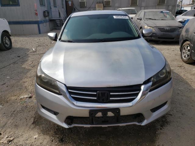 Photo 4 VIN: 1HGCR2F38DA094467 - HONDA ACCORD LX 