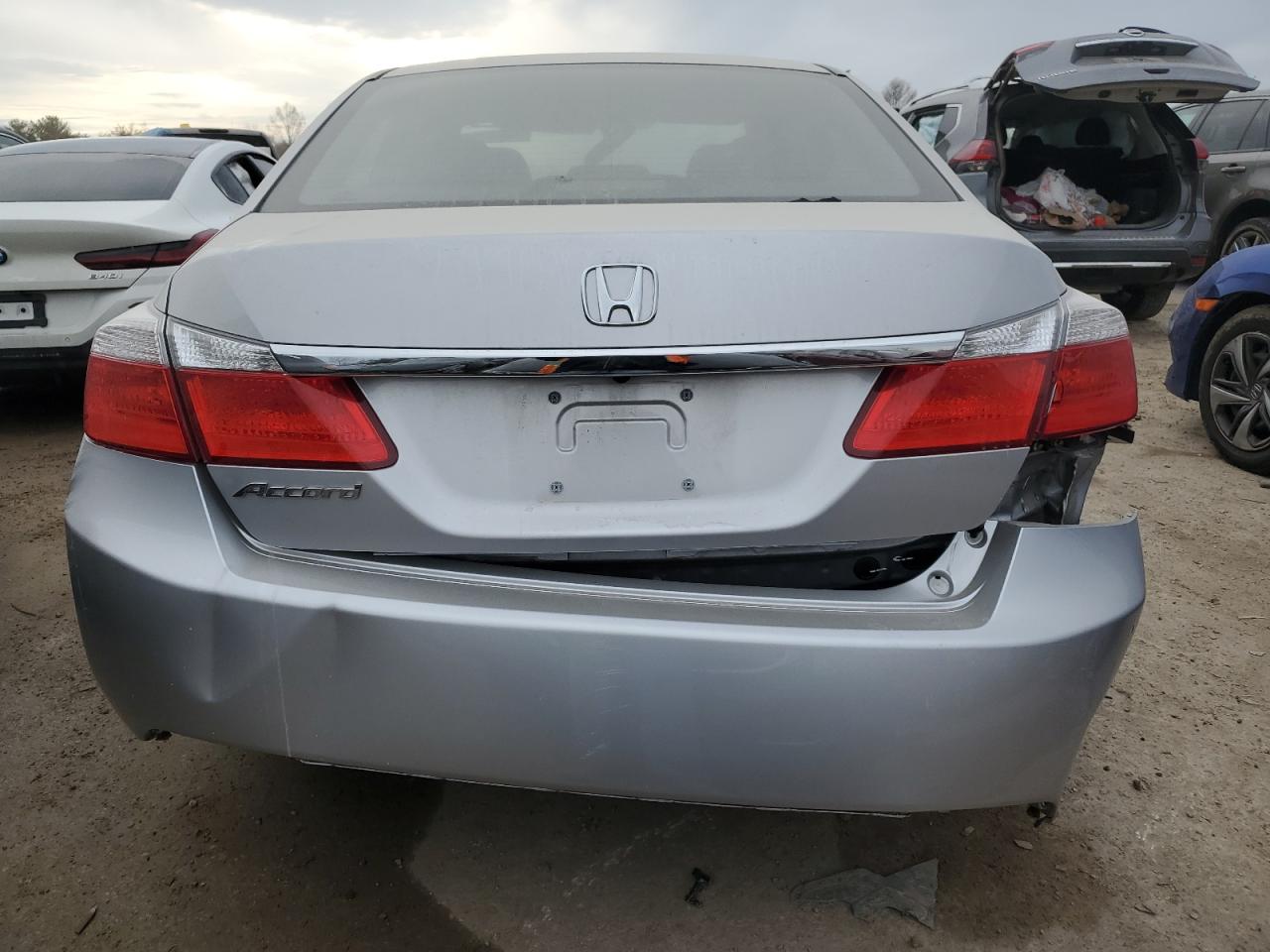 Photo 5 VIN: 1HGCR2F38DA101143 - HONDA ACCORD 