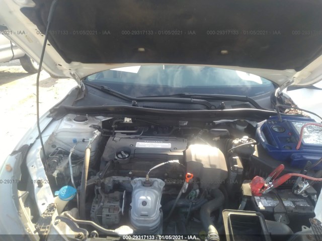 Photo 9 VIN: 1HGCR2F38DA127368 - HONDA ACCORD SDN 