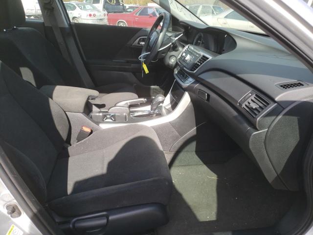 Photo 4 VIN: 1HGCR2F38DA152786 - HONDA ACCORD LX 