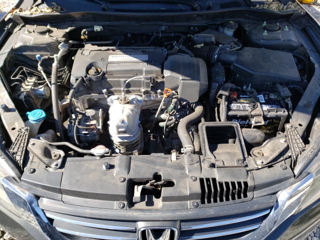 Photo 6 VIN: 1HGCR2F38DA212470 - HONDA ACCORD LX 