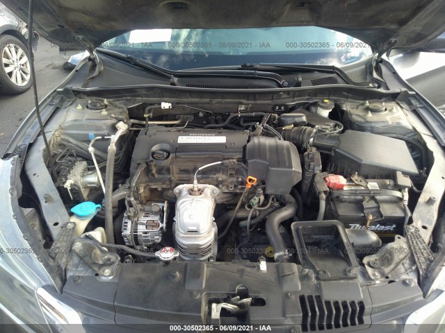 Photo 9 VIN: 1HGCR2F38DA228670 - HONDA ACCORD SDN 