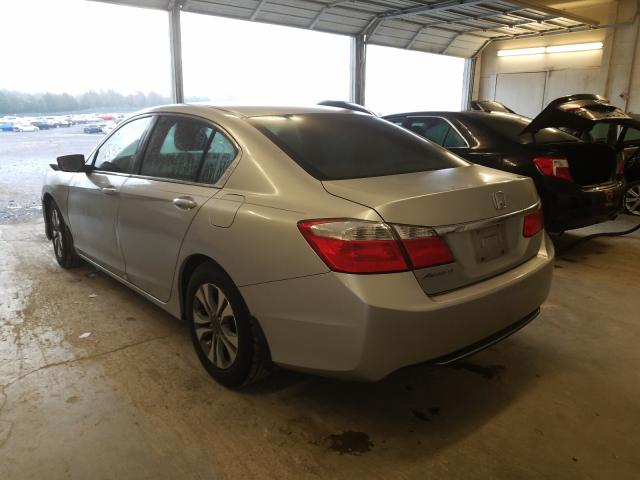 Photo 2 VIN: 1HGCR2F38DA261233 - HONDA ACCORD LX 