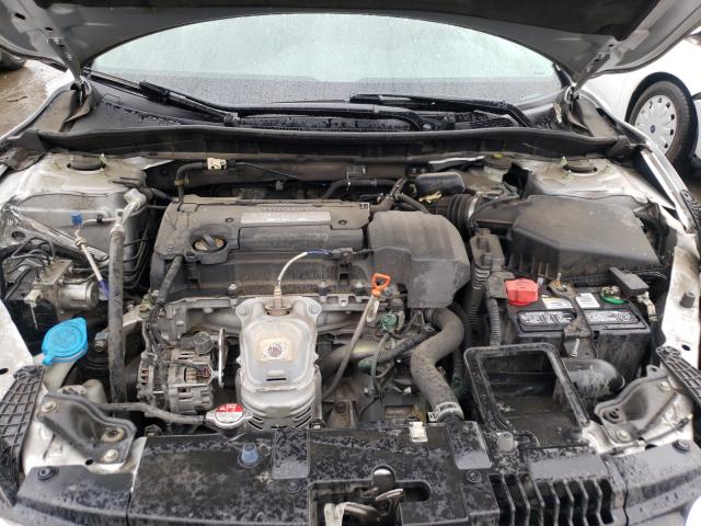 Photo 6 VIN: 1HGCR2F38DA281093 - HONDA ACCORD LX 