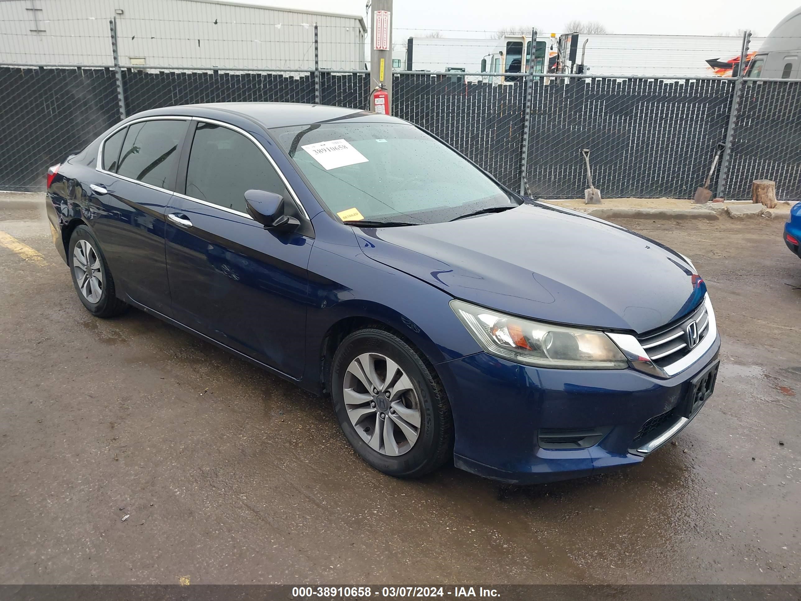 Photo 0 VIN: 1HGCR2F38EA061907 - HONDA ACCORD 