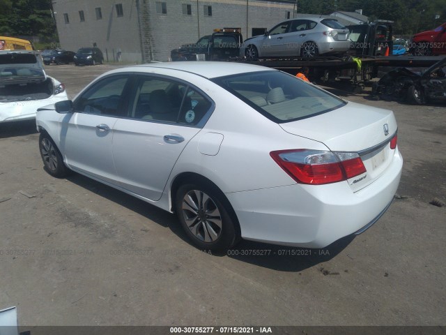 Photo 2 VIN: 1HGCR2F38EA121765 - HONDA ACCORD SEDAN 