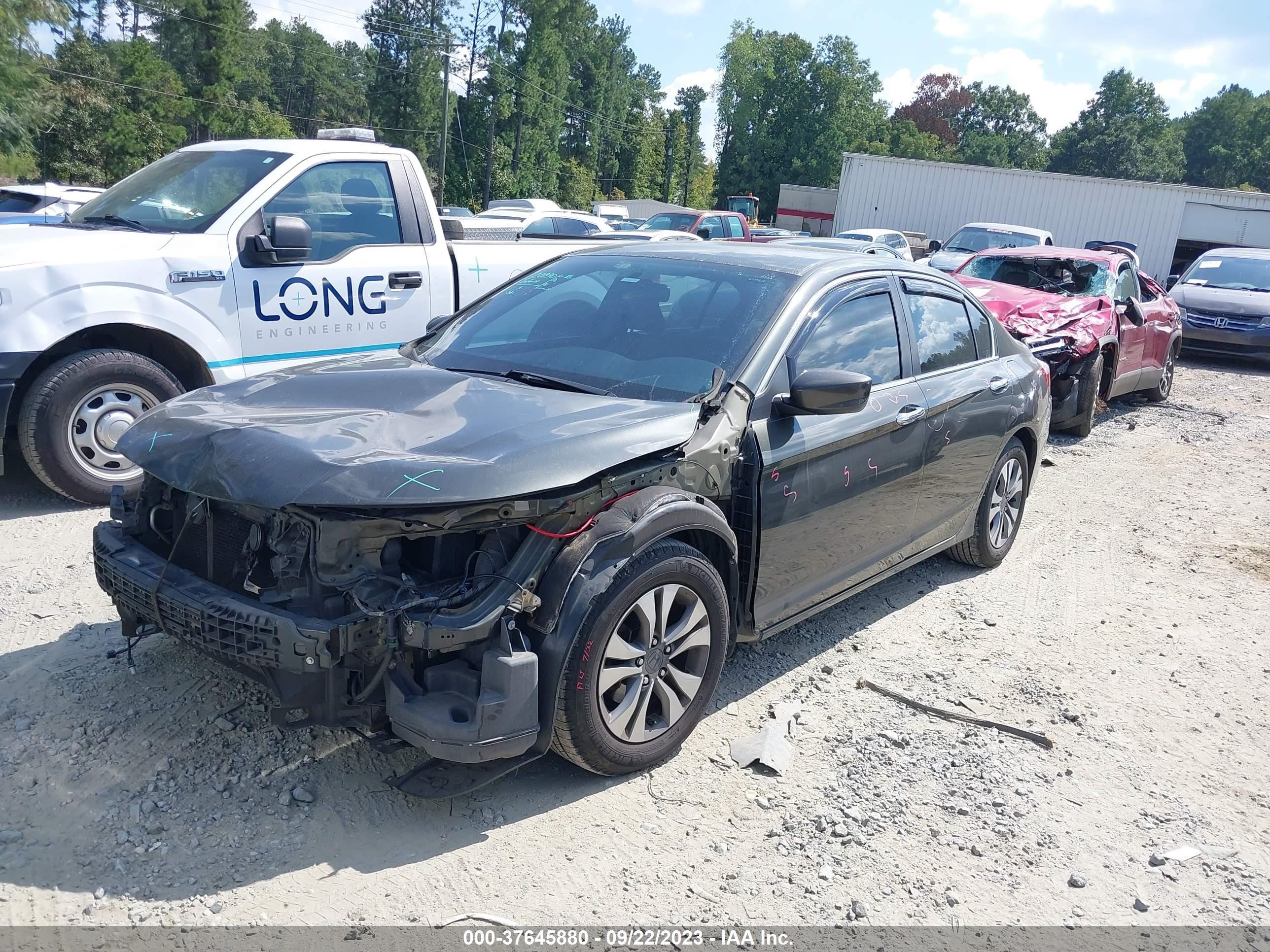 Photo 1 VIN: 1HGCR2F38EA127131 - HONDA ACCORD 