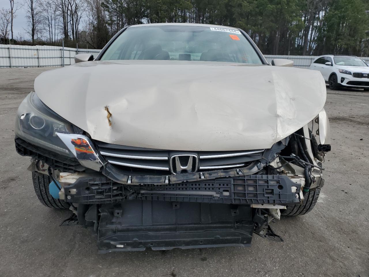 Photo 4 VIN: 1HGCR2F38EA256146 - HONDA ACCORD 