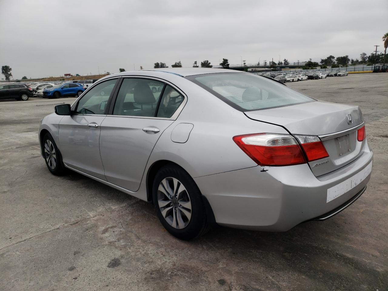 Photo 1 VIN: 1HGCR2F38FA006049 - HONDA ACCORD 