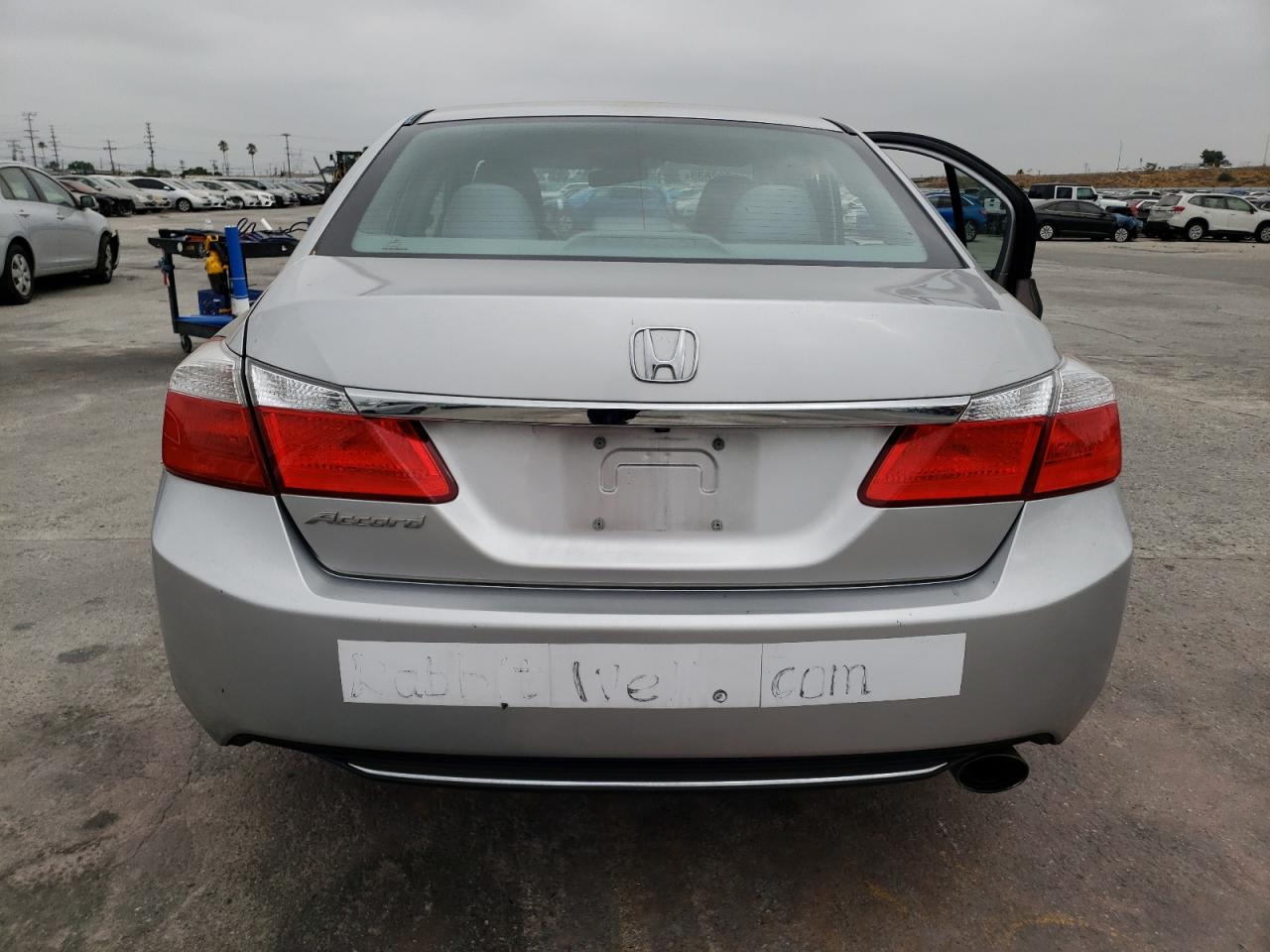 Photo 5 VIN: 1HGCR2F38FA006049 - HONDA ACCORD 