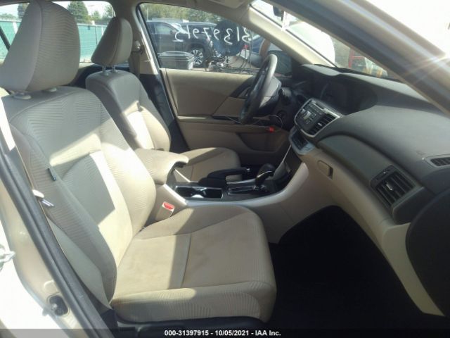 Photo 4 VIN: 1HGCR2F38FA017102 - HONDA ACCORD SEDAN 