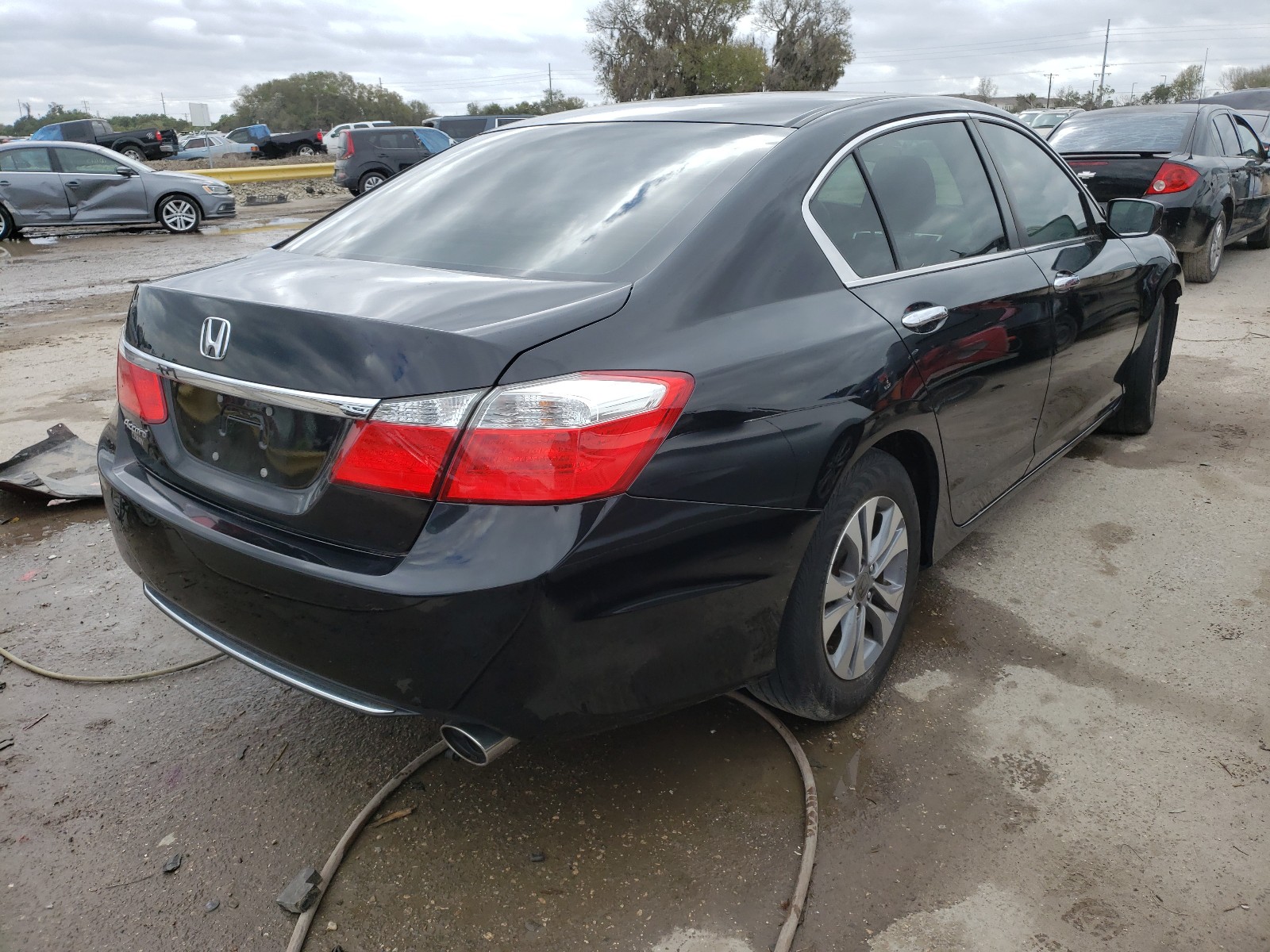 Photo 3 VIN: 1HGCR2F38FA098926 - HONDA ACCORD LX 