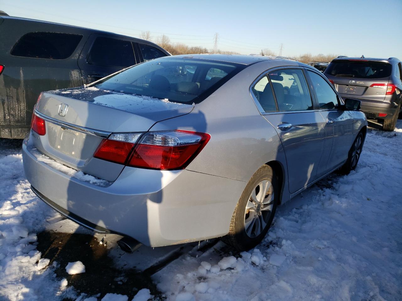 Photo 2 VIN: 1HGCR2F38FA109519 - HONDA ACCORD 