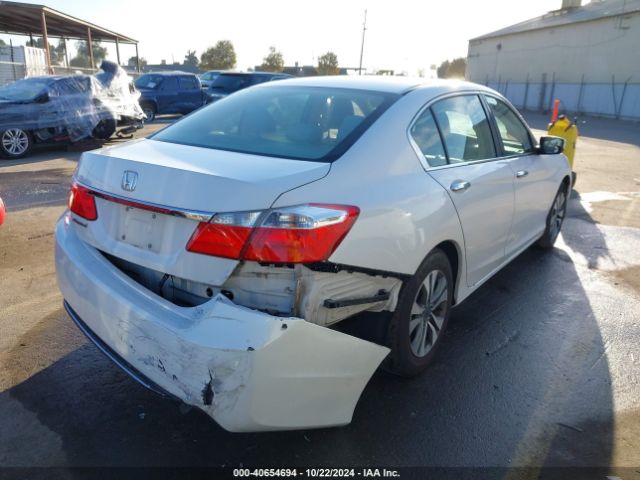 Photo 3 VIN: 1HGCR2F38FA123890 - HONDA ACCORD 