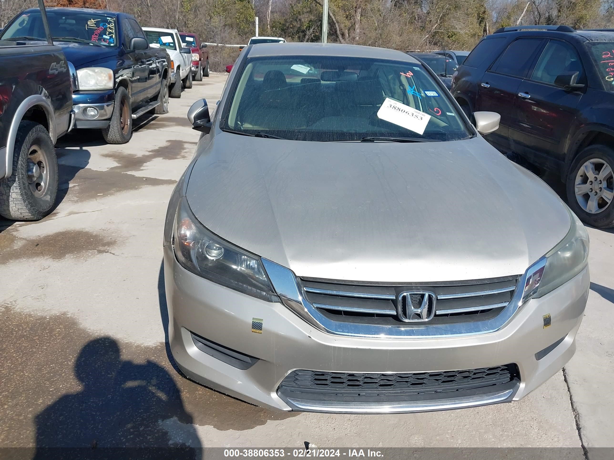 Photo 5 VIN: 1HGCR2F38FA141368 - HONDA ACCORD 