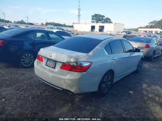 Photo 3 VIN: 1HGCR2F38FA154380 - HONDA ACCORD 