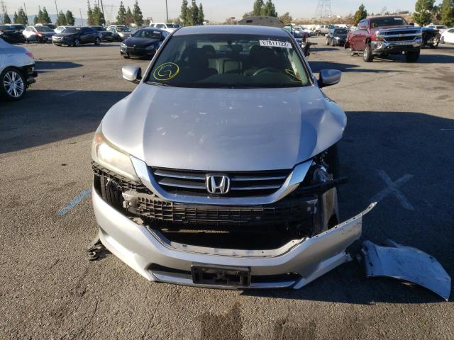 Photo 4 VIN: 1HGCR2F38FA168859 - HONDA ACCORD LX 