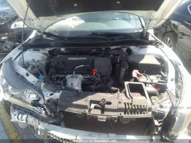 Photo 9 VIN: 1HGCR2F38FA204601 - HONDA ACCORD SEDAN 