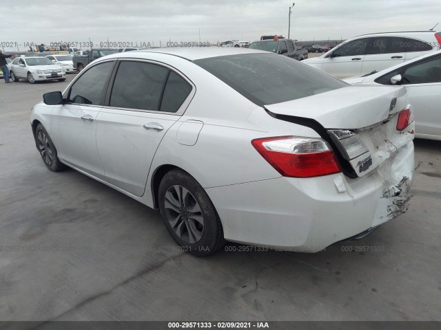 Photo 2 VIN: 1HGCR2F38FA235203 - HONDA ACCORD SEDAN 