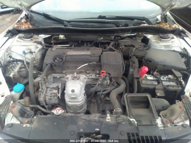 Photo 9 VIN: 1HGCR2F38FA245309 - HONDA ACCORD SEDAN 