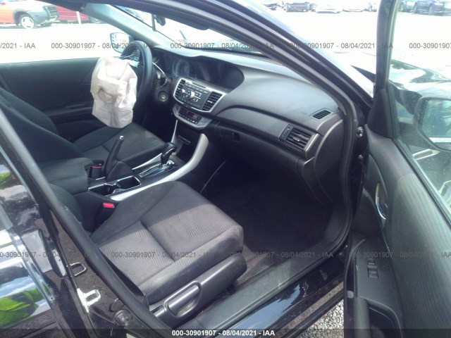 Photo 4 VIN: 1HGCR2F38FA253295 - HONDA ACCORD SEDAN 