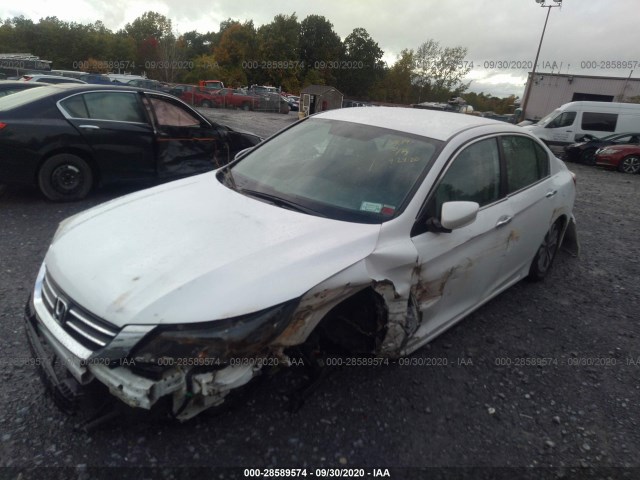 Photo 1 VIN: 1HGCR2F38FA268220 - HONDA ACCORD SEDAN 