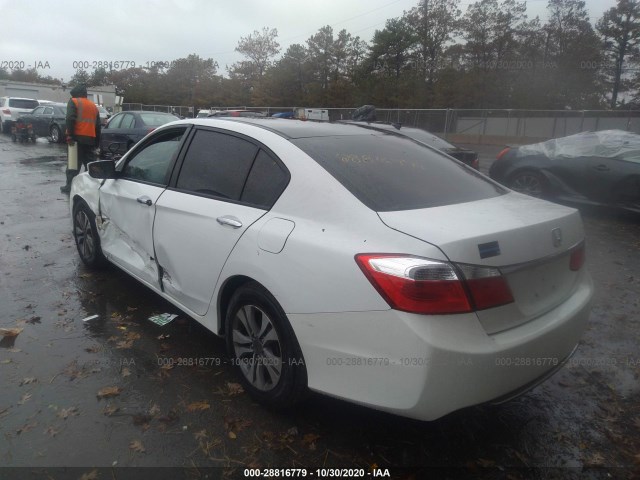 Photo 2 VIN: 1HGCR2F38FA268380 - HONDA ACCORD SEDAN 