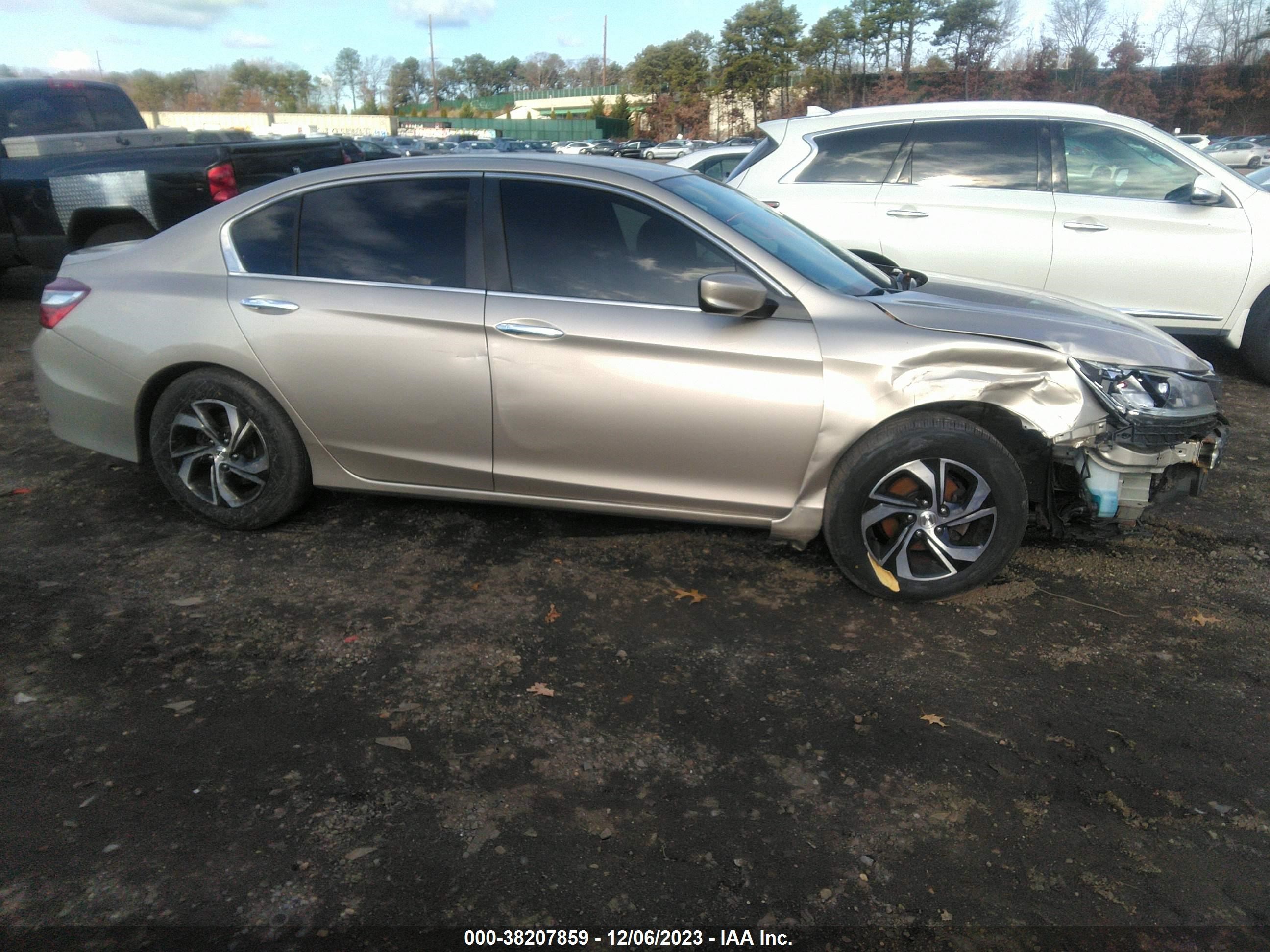 Photo 13 VIN: 1HGCR2F38GA023306 - HONDA ACCORD 